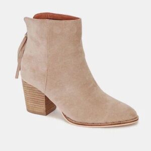 Ccocci Micro Suede Ankle Boot Neutral Light Tan Size 10